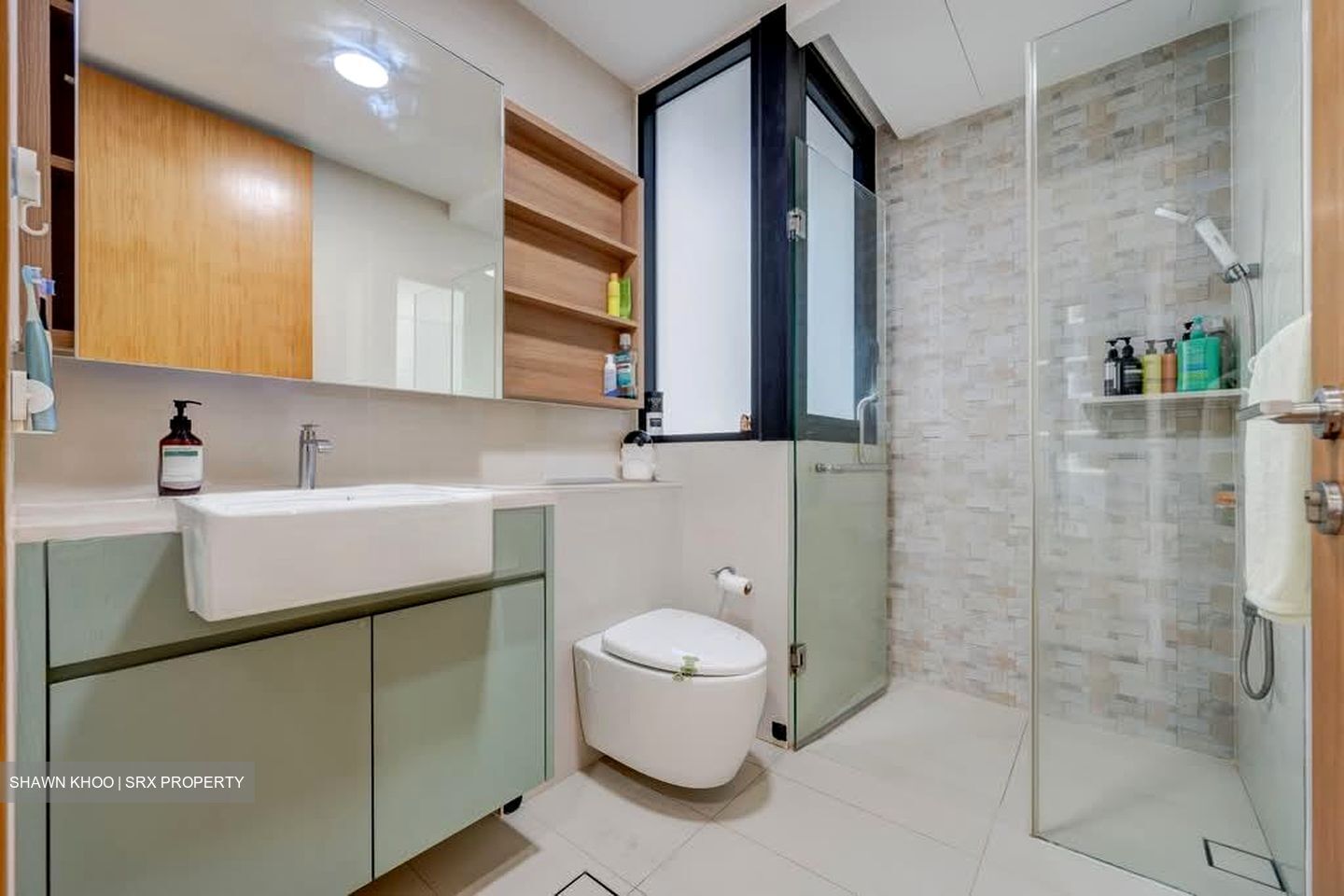 The Trilinq (D5), Condominium #596623561